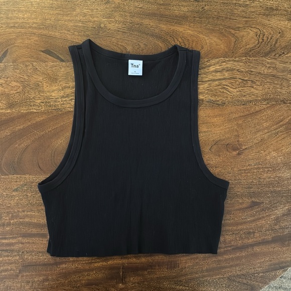 Aritzia TNA tank top black - Picture 3 of 7